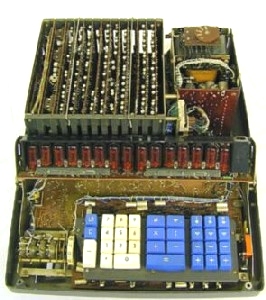 Inside view of a Soemtron ETR222, click image for a larger version