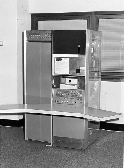 PDP-7 S#47 on display in the DEC Sydney office around 1981 ©2009 Max Burnet, click for larger image